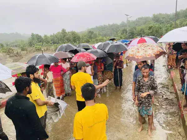 United for Relief Volunteers Extend Aid to The Flood Affected